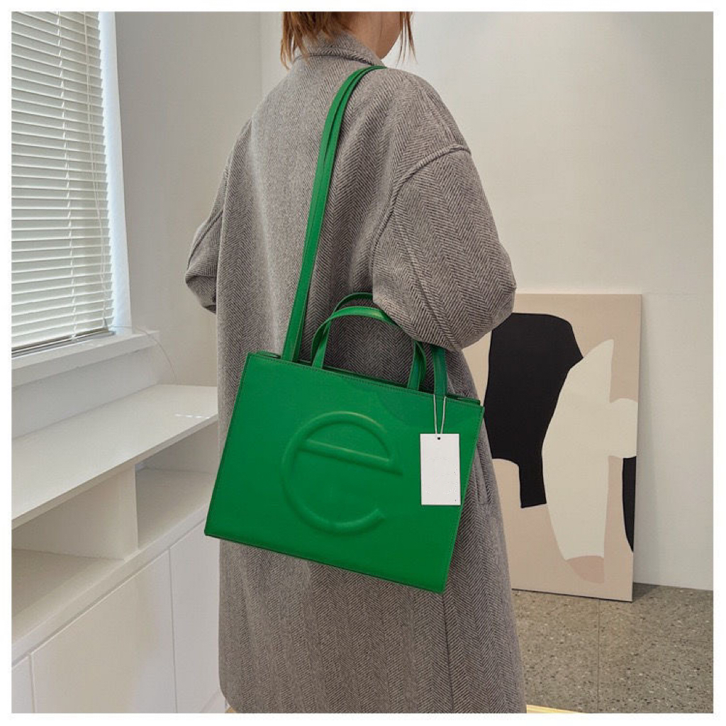 

Solid Color E Letter Lady Leather Tote Bags Ten Colors Two Sizes with Handle and Strap Women Designer Shoulder Bags, Peach