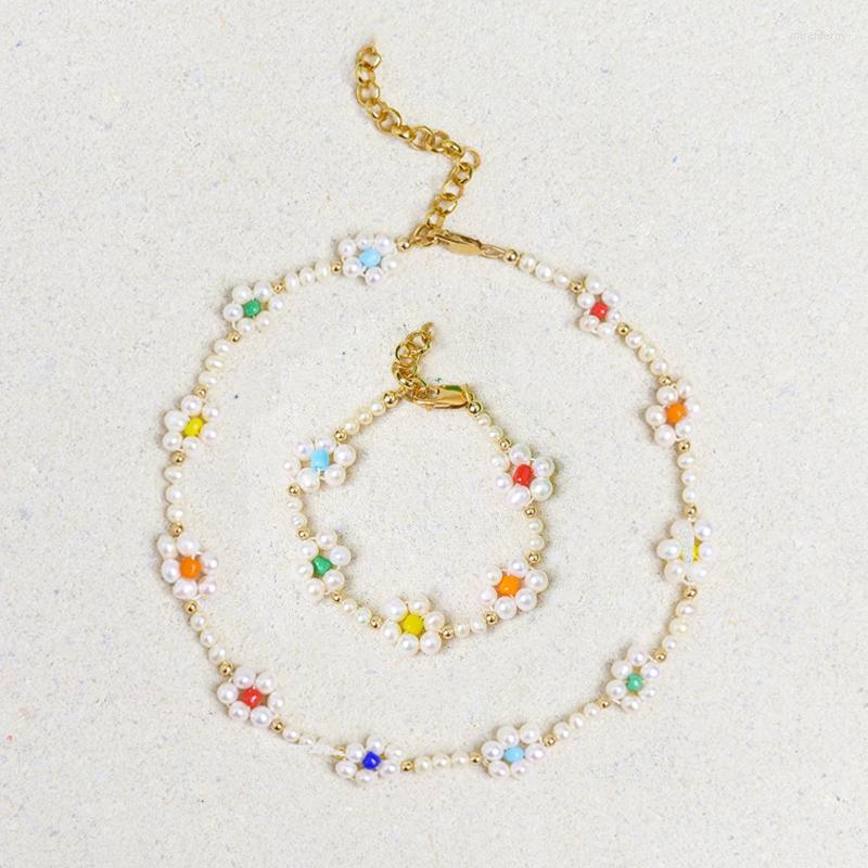 

Choker 2023 Korean Style Natural Freshwater Pearl Necklace Colorful Bead Daisy Flower Statement Short For Women Jewelry