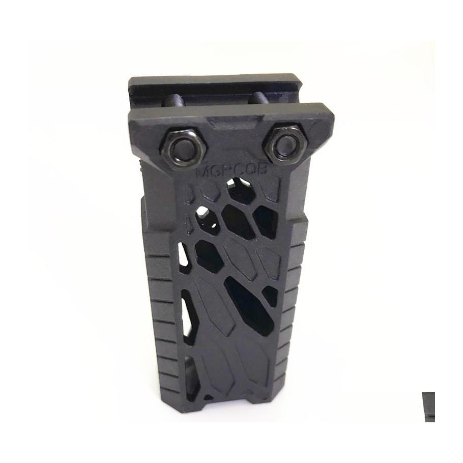 

Airsoft Accessories Tactical Rail Forend Front Grip Flat Vertical Foregrips For 20Mm Mount Picatinny Drop Delivery Sports Outdoors C Dhrli