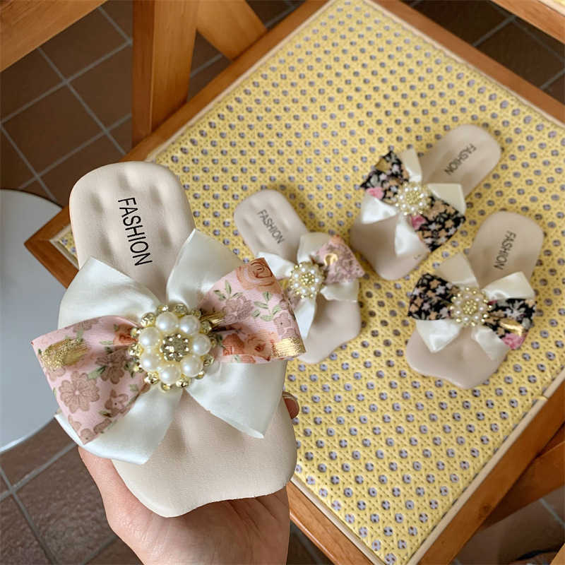 

Slipper Fashion Satin Pearl Bow Korean Baby Non-slip Soft Bottom Girl Princess Slippers Sandals Outdoor Beach Shoes 0203, Black