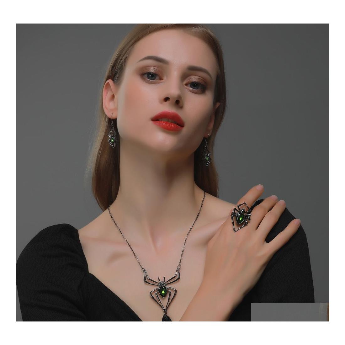 

Earrings Necklace Halloween Jewelry Set Exaggerated Vintage Spider Ring 3Pcs/Set Drop Delivery Sets Dhtzx, Gun-black