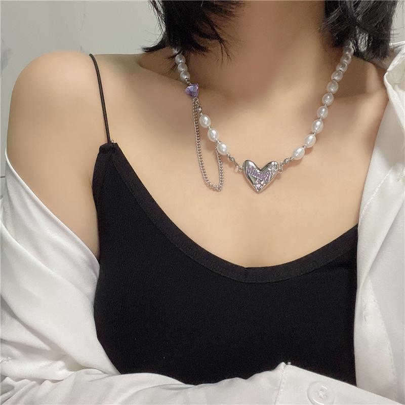 

Chains Retro Fashion Crystal Letter Love Pendant Round Bead Necklace Wild Clavicle Chain Female