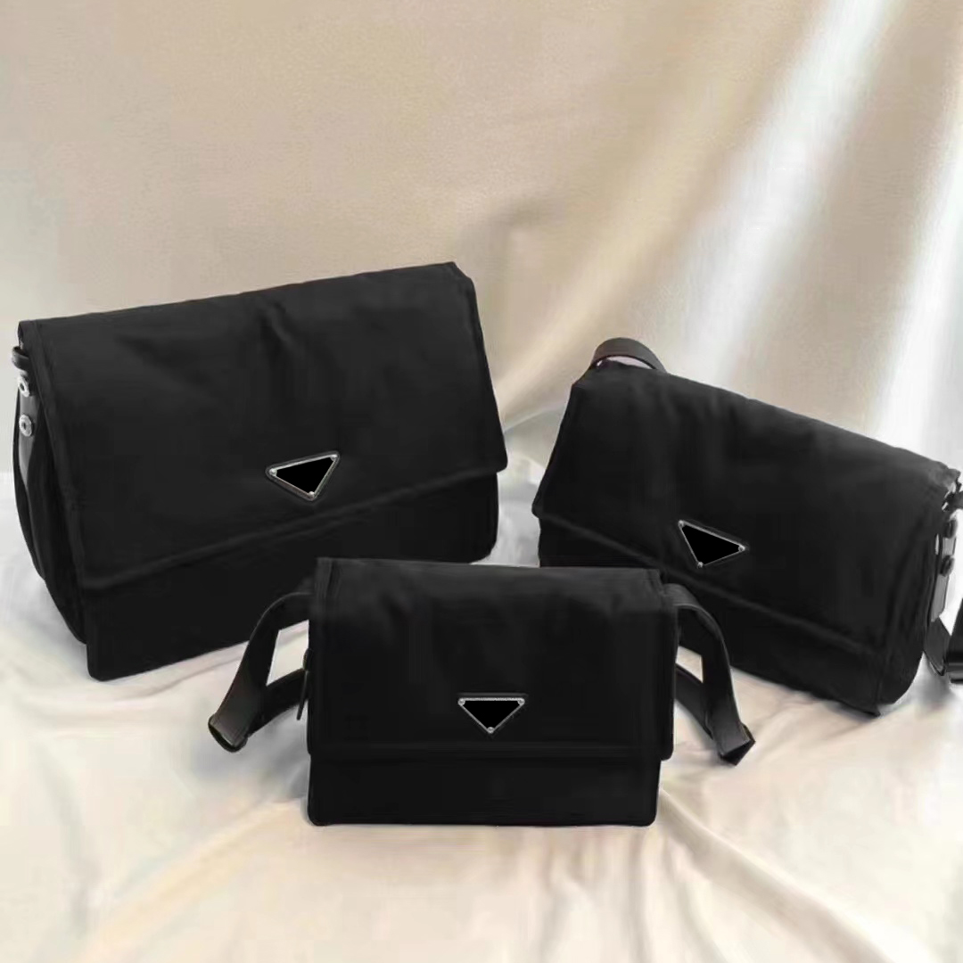 

Re-Edition triangle Cini large square CrossBody bags handbag Luxury Designer womens Nylon clutch with shoulder strap postman totes Hobo bag mens wallet satchel Soft, Blue