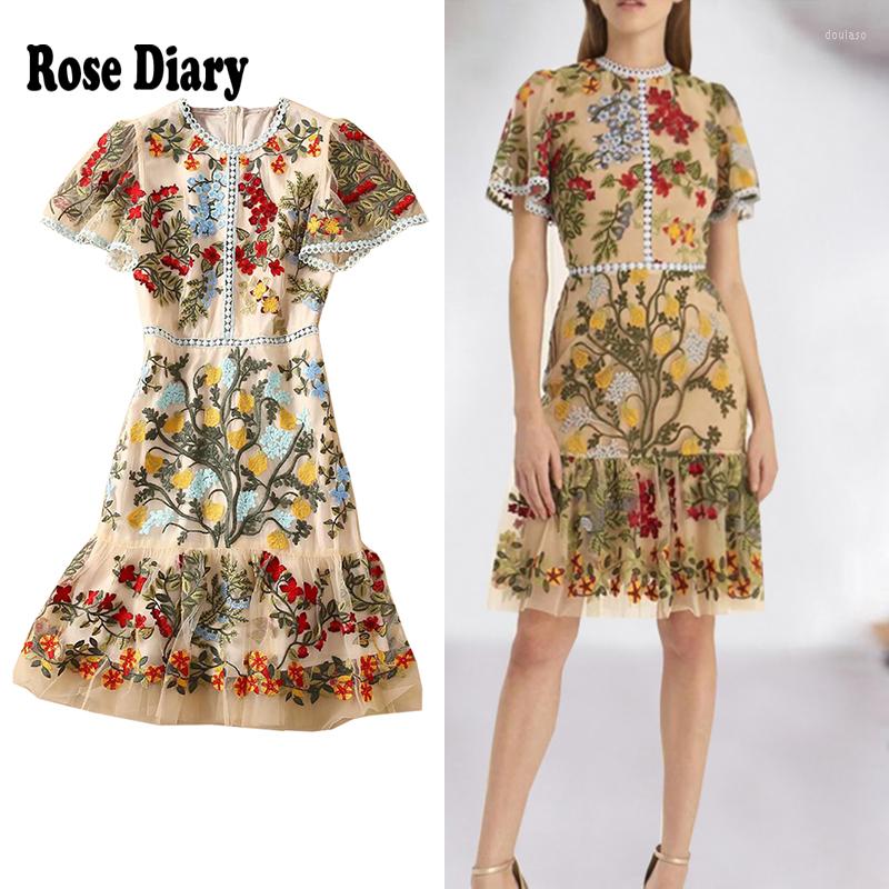 

Party Dresses RoseDiary 2023 Fashion Runway Summer Boho Dress Women' Flare Sleeve Floral Embroidery Elegant Mesh Hollow Out Midi, Picture shown