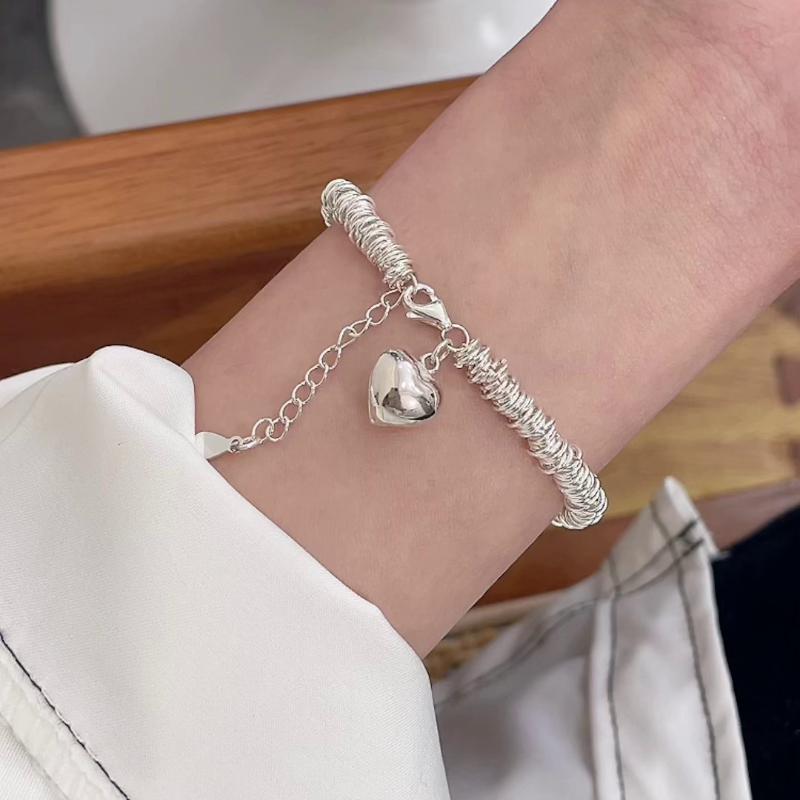 

Link Bracelets Chain Korea Simple Love Ring Bracelet Design Sense Fashion Metal Temperament Light Luxury Jewelry Ladies Wholesale BulkLink