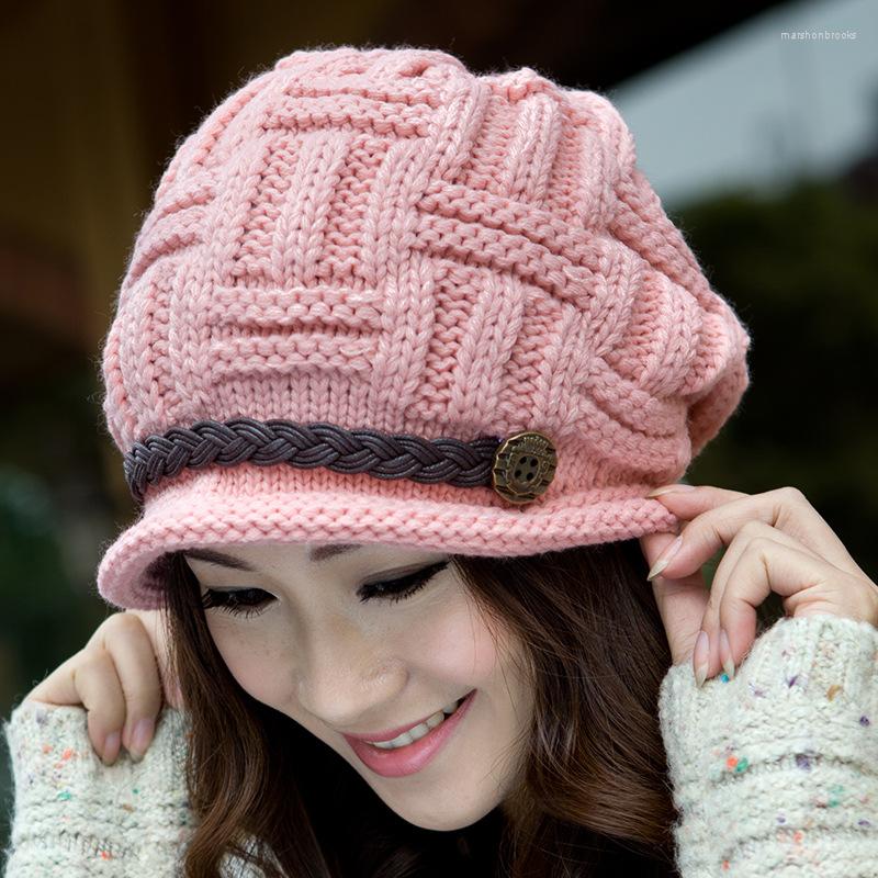 

Berets Ladies Winter Outdoor Warm Wool Cap Plus Velvet Thick Cotton Hat Windproof And Cold Light Casual Comfortable Lining, White