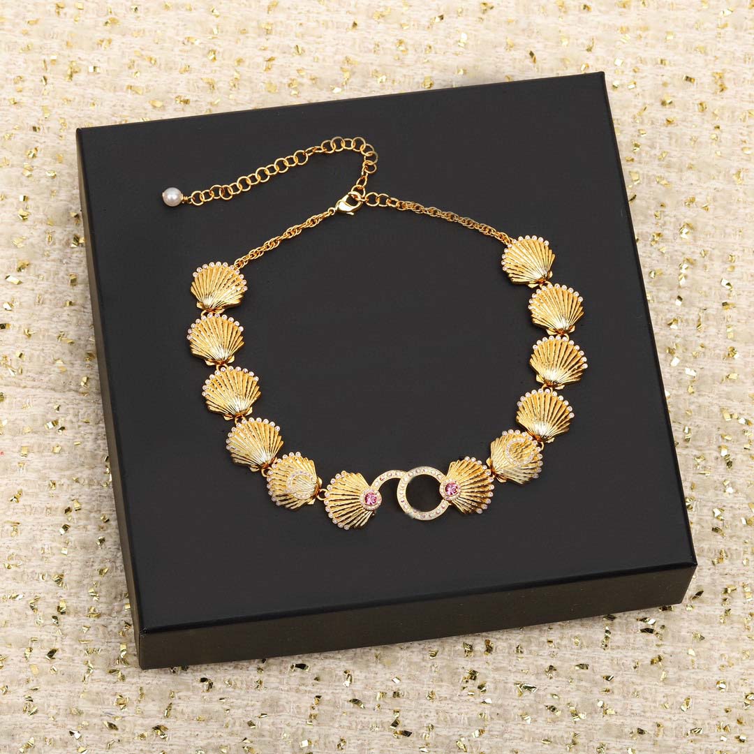 

2023 Luxury quality pendant necklace with pink sparkly diamond in 18k gold plated drop earring fan shape PS7542A