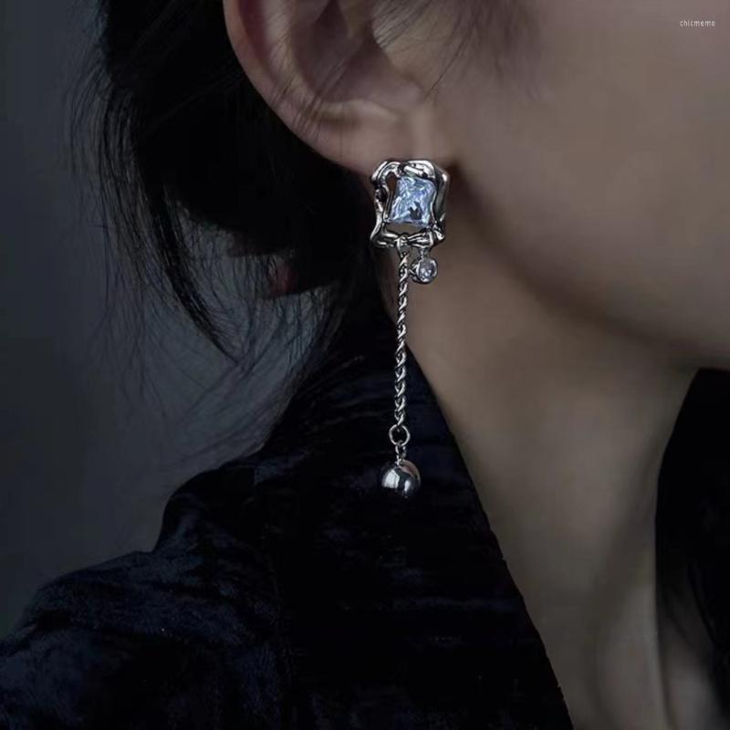 

Backs Earrings Niche Design Asymmetric Love Tassel For Women Tide Ins Cold Wind Simple Joker