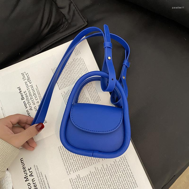 

Evening Bags Women's Bag Handbag 2023 Fashion Mini Messenger Shoulder Accessories Catwalk Lipstick, Black