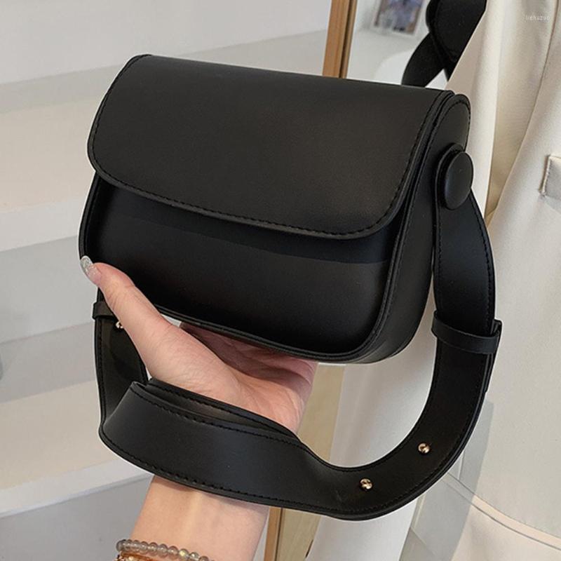 

Evening Bags Women Hand Crossbody Bag Small Square Leather Sling Solid Color Flap Pocket Daily Purse For Lady Satchel, Brown