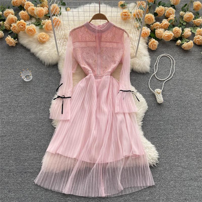

Casual Dresses High-End Temperament Lace Hollow Crocheted Sweet Dress Elegant Lady Slim Mesh Stitching Fairy 2023 Autumn Clothing M972, Pink