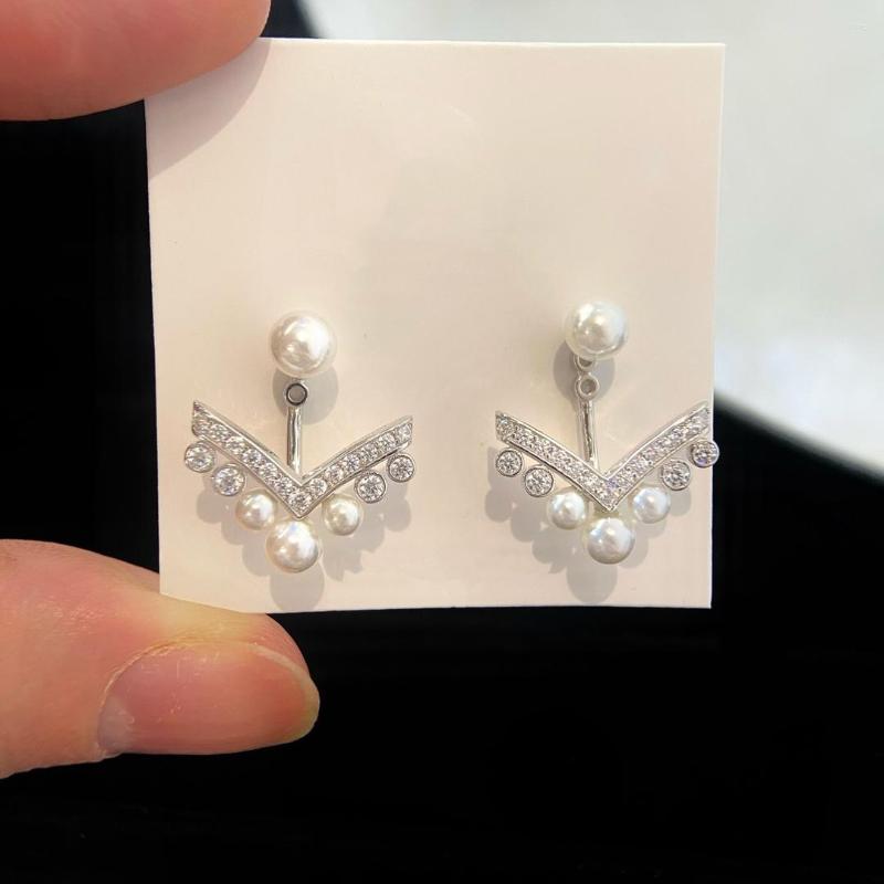 

Stud Earrings IN 2023 Round Plating Crescent Design Super Beautiful Bud Classic V-shaped Pearl