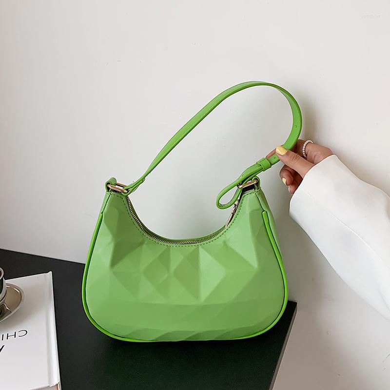 

Evening Bags Geometric Patterns PU Leather Small Green Saddle 2023 Women Lady Fashion Thick Chain Shoulder Handbags Design, Black