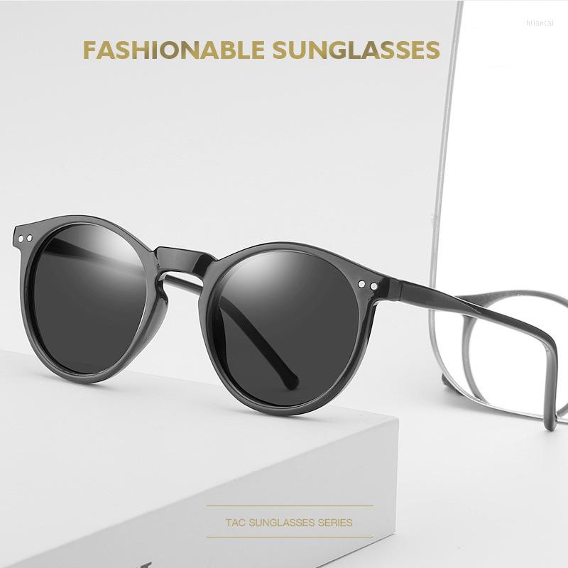 

Sunglasses Polarized Classic Fashion Female Retro Black Frame Glasses
