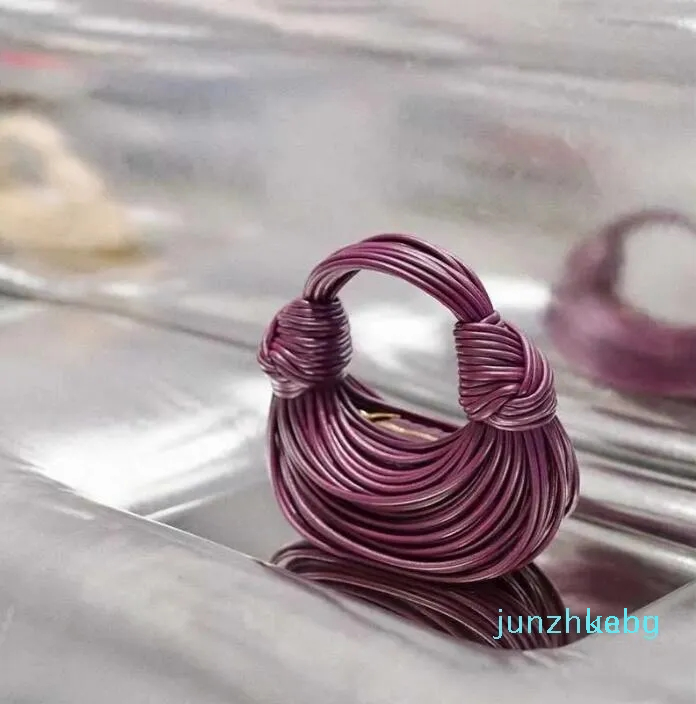 

Classic ladies Lady Bag Noodle Venetas Women's Bottegas 2023 Knotted Shoulder Bags Bread Double Single Knotted Dumpling 66 High Texture Hand Woven MEIG, White