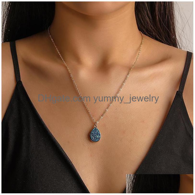 

Pendant Necklaces Creative Charm Womens Necklace Simple Water Drop Fashion Sweet Crystal Cluster Exquisite Giftspendant Delivery Jew Dh2Ej