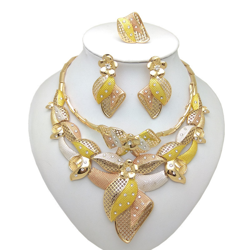

Wedding Jewelry Sets Kingdom Ma nigerian wedding african costume jewelry set dubai Neckace Bracelet Earring Ring for Women Party sets 230203