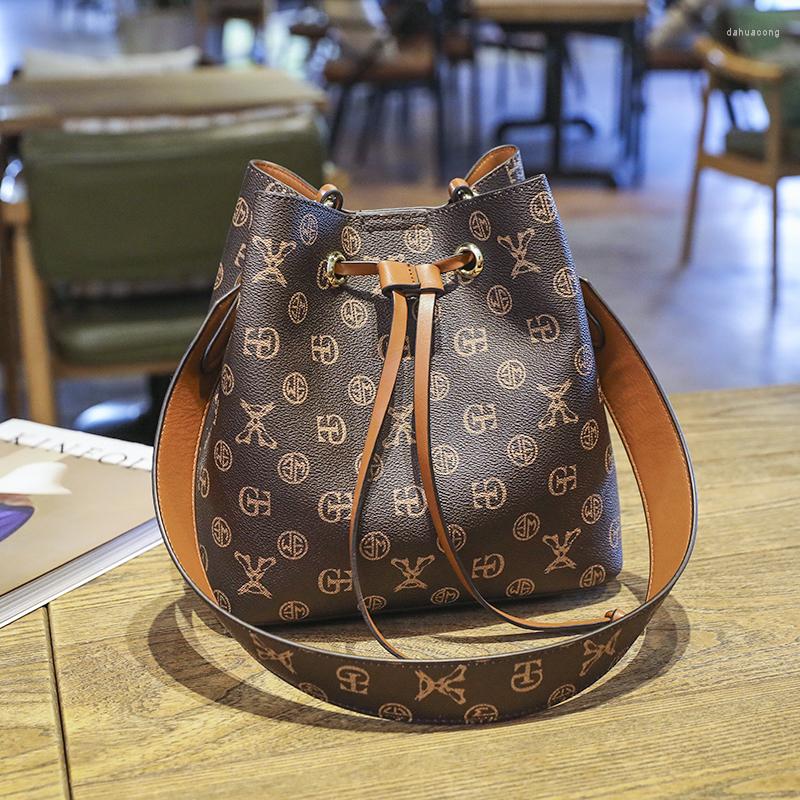 

Evening Bags Designers Vintage Brief Fashion Bucket Crossbody For Women Designer Genuine Lady Luxury Shoulder Handbags, Brown