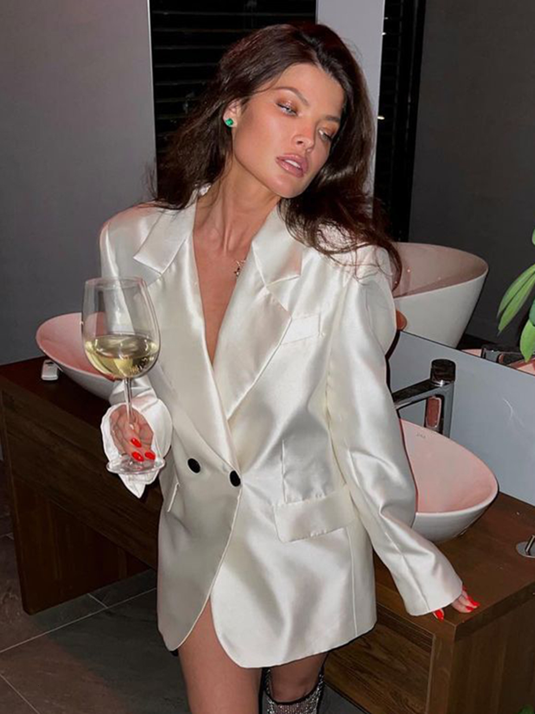 

Women's Suits Blazers Satin Casual Blazer Loose Lapel Longsleeved Jacket Allmatch Spring Autumn Thin Street Clubwear Fashion Suit 230203, Pink