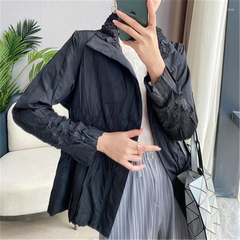 

Women's Jackets Miyake Folds Thick Padded Coat Women's Autumn And Winter 2023 Korean Version Of Bread Loose Short Jacket
