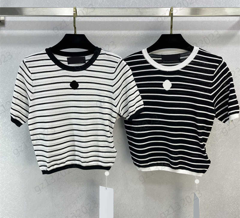 

Designer Sweater Front Logo Counter Color Striped Decorative Short Sleeve Knit Sweater Threaded Edge Hollowed Out Waist Bare Design Knitwear Woman Sweater 1970