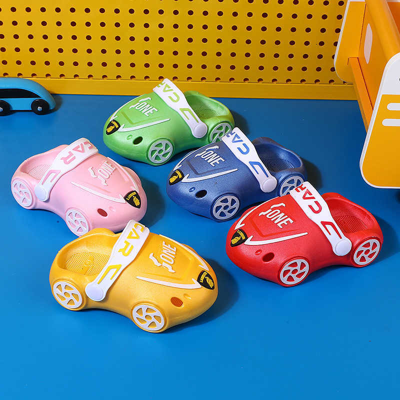 

Slipper 2022 New Kids Fashion Slippers Summer Indoor and Outdoor Boys Beach Sandals Covered Toes Cute Cartoon Car Girls Versatile PVC 0203, Light blue