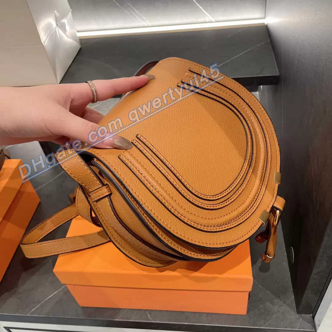 

qwertyui45 Clutch Bags Luxury Designer Clutch Flap MARCIE saddles Bag wallets famous wholesale Satchel shoulder handbag cowhide Genuine Leather purses 020323H