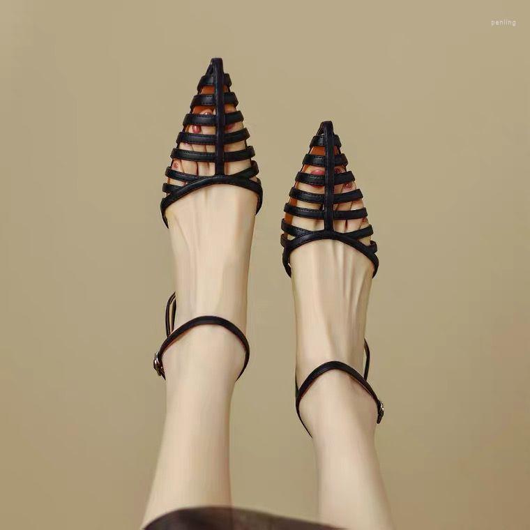 

Dress Shoes Retro Women's Sandals Rome Hollowed Pointed Toe Female Outside Pumps 2023 Summer Breathable Fashion Soft Sole Ladies, Black