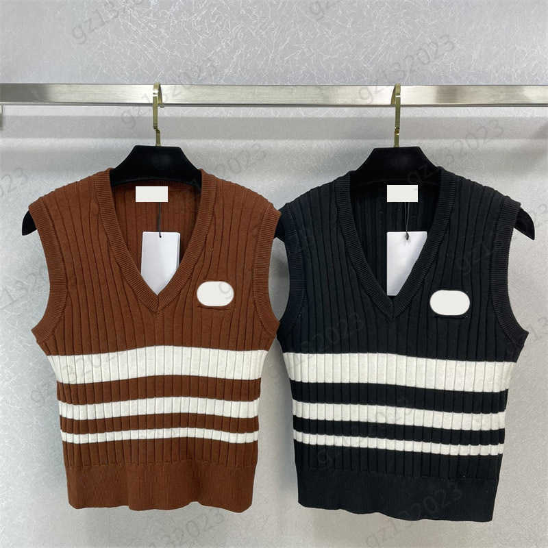 

Brand Tanks Camis Chest Logo Striped Decoration Sleeveless Pullover Tops Elastic Fabric Threaded Edge V-neck Joker Vest 2 Colors Designer Tank Top
