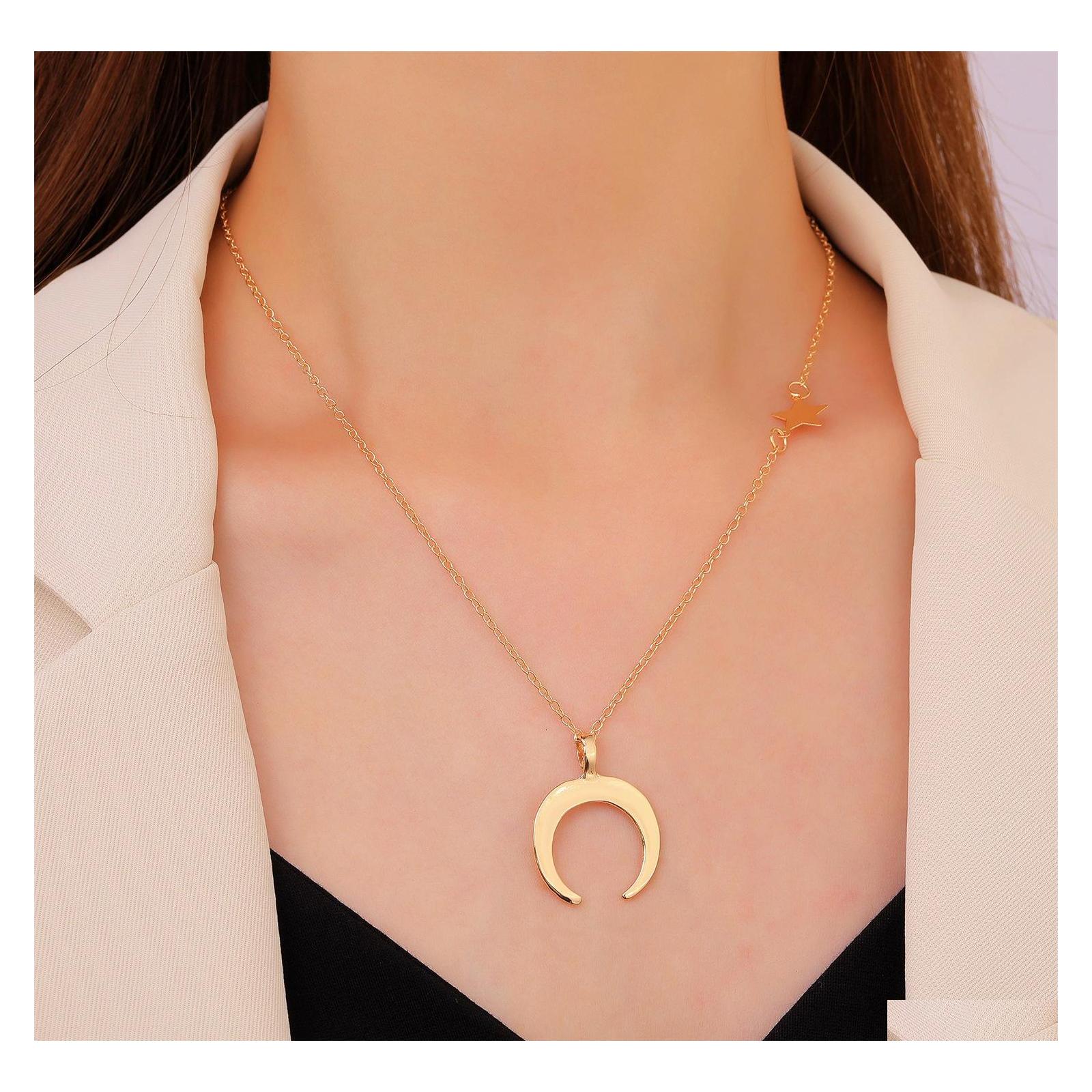 

Pendant Necklaces Fashion Jewelry Simple Moon Necklace Star Chain Choker Drop Delivery Pendants Dhh2Y