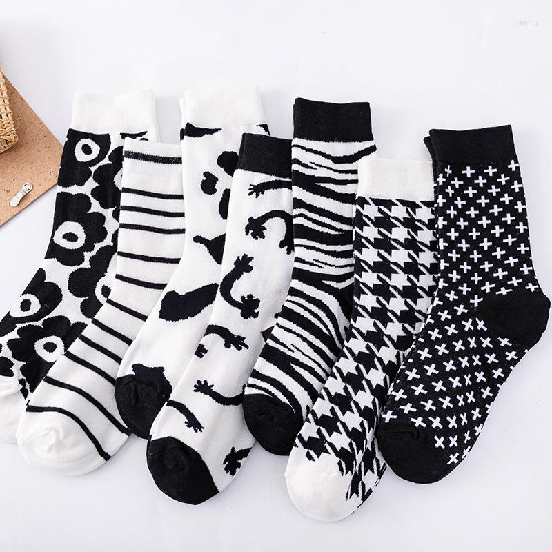 

Women Socks Fashion Cotton White Woman Harajuku Black Striped Cute Vintage Funny Sock Men Ins Style Long Meias Calcetines De La Mujer