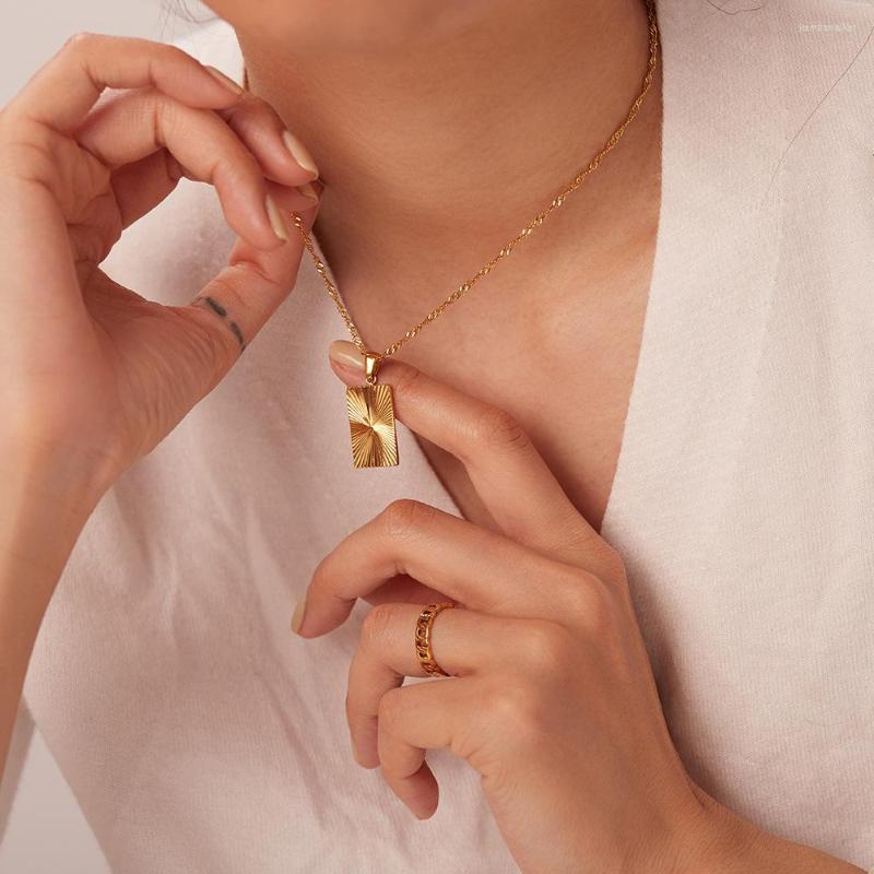 

Pendant Necklaces Border Sunshine Coin Necklace Stainless Steel Rectangular Geometric Female Paired Pendants