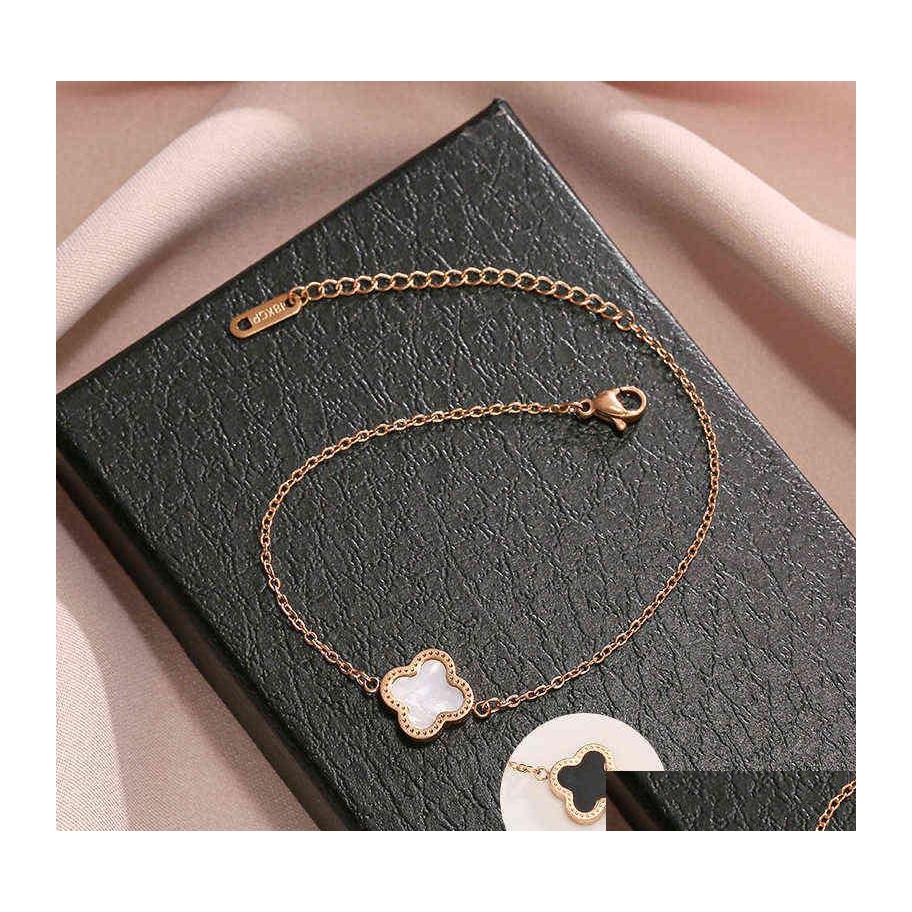 

Charm Bracelets Clover Blackandwhite Doublesided Titanium Steel Bracelet Female Jewelry 18K Rose Gold Drop Delivery Ot6So