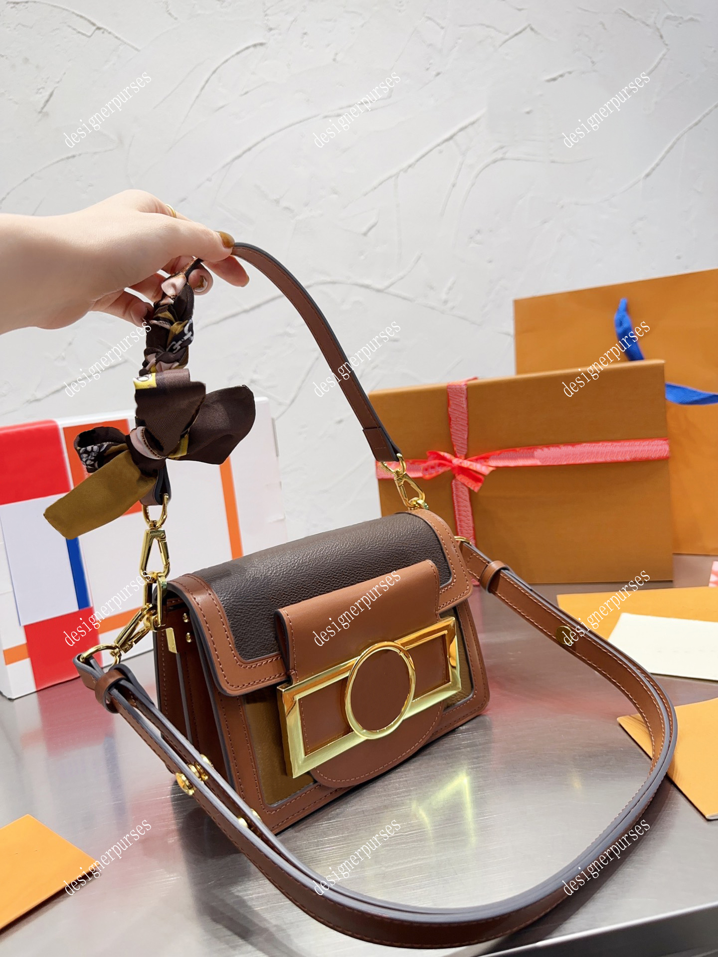 

TZ Luxury Cowhide Dauphine handbags Classic Circle flap handbag Fashion brown flower vintage shoulder bag Designer Women Double shoulder strap crossbody bags 20CM