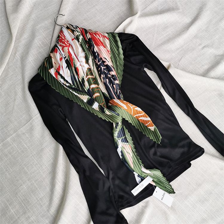 

Scarves SELLING Miyake Pleated Resemble Silk Diamond Print Imitation Drape Delicate And Textured Scarf IN STOCK