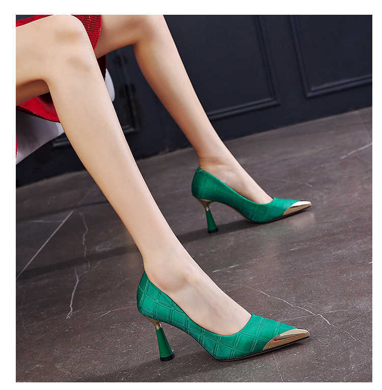 

Dress Shoes 2022 New Woman Pink Pumps Luxury Designer Metal Pointed Stiletto Shallow Mouth Single Shoes High Heels Women Green Party Shoes G230203, Black