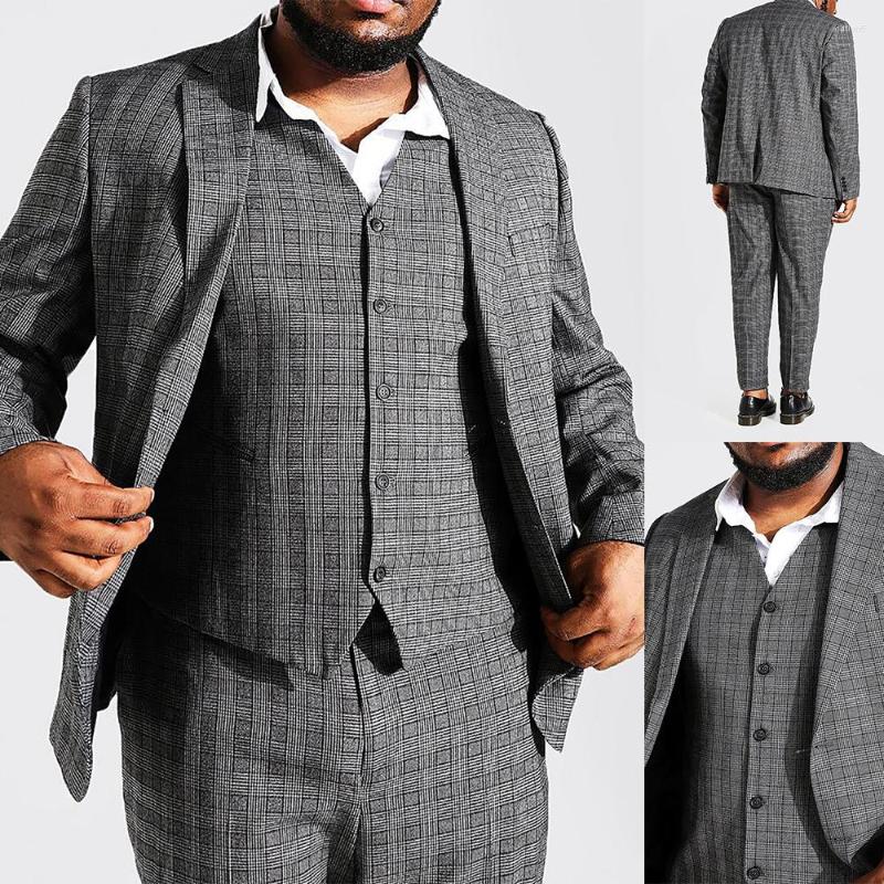

Men's Suits Dark Gray Men Suit 3 Pieces Business Blazer VestPants Plaid Single Breasted Wedding Groom Formal Work Wear Party Causal Tailored