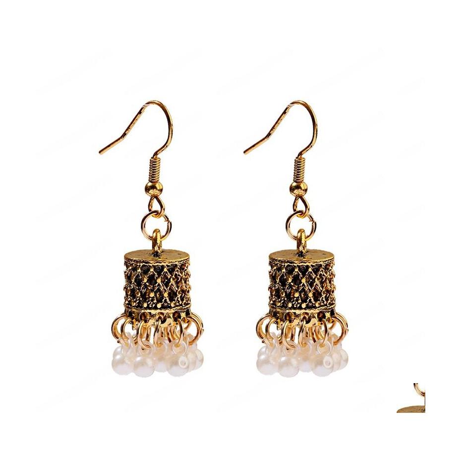 

Dangle Chandelier Classic Gold Bell Alloy Carved Indian Earrings For Women Vintage Pearl Beads Tassel Dangling Earring Drop Delive Dhg97