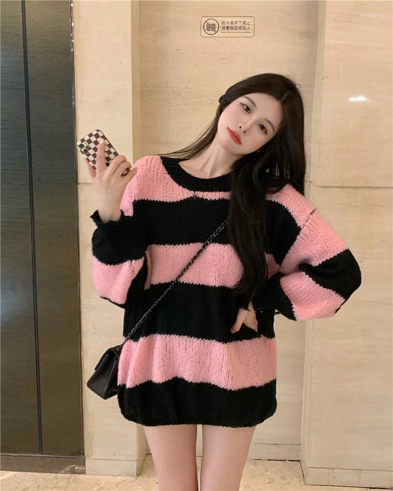 

Women's Sweaters Autumn Contrast Color Striped Knitted O-neck Pullover Long-sleeved Loose Sweater, Pink