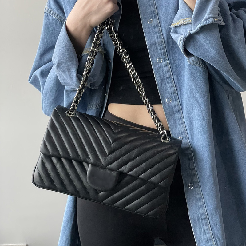 

Womens Lambskin V-stitch Quilted Black Bags Chevron line Classic Double Flap Purse Silver Metal Hardware matelasse Chain Crossbody Shoulder Purse Pochette Handbag, Box