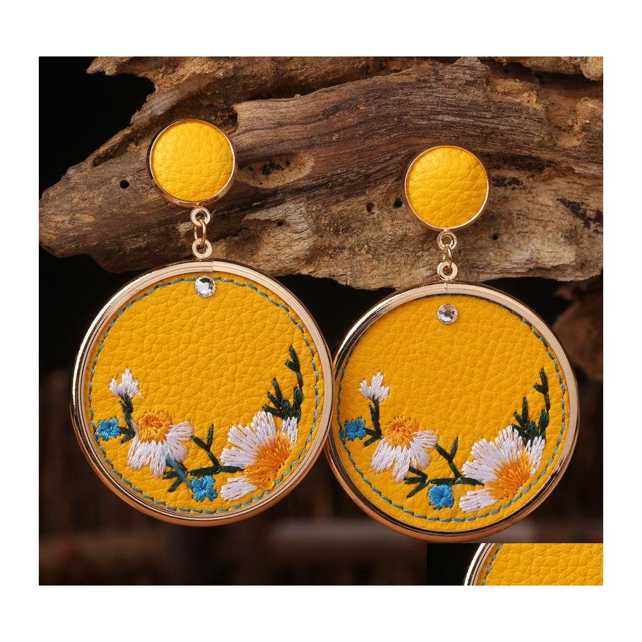 

Dangle Chandelier Fashion Jewelry Pu Leather Embroidery Flower Earrings Retro Round Faux Stud Drop Delivery Dhhlq