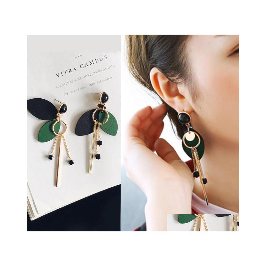 

Stud Europe Fashion Jewelry Womens Earrings Wood Tassels Dangle Lady Drop Delivery Dhakh
