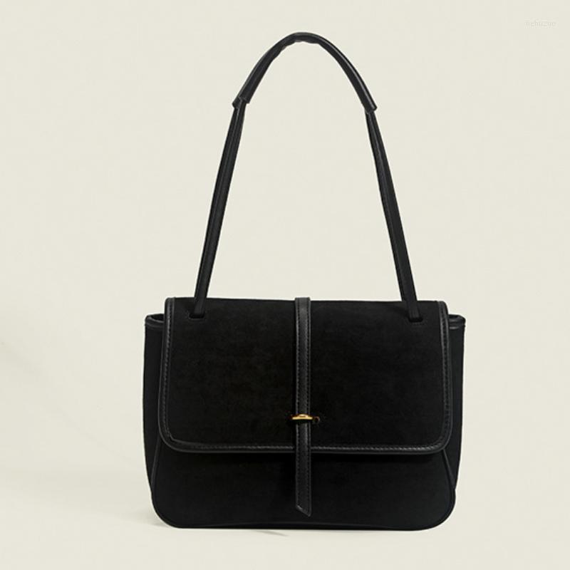 

Evening Bags Advanced Velvet Shoulder Bag Women Fashion All Match Large Capacity Messenger Casual Vintage Contrast Color Handbag, Black