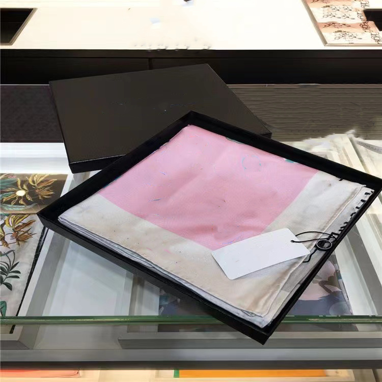 

Designer Women Scarves Luxury Silk Scarf Letters Print Silken Shawl Fashion Accessorries Woman Head scarf size 90x90cm