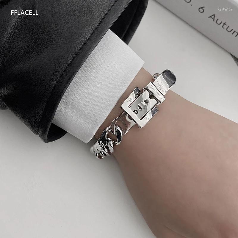 

Bangle Nieuwe Chic Punk Zilver Kleur Riem Gesp Metalen Geometrische Chain Armbanden Hip Hop Voor Vrouwen Meisjes Partij SieradenBangle Kent2