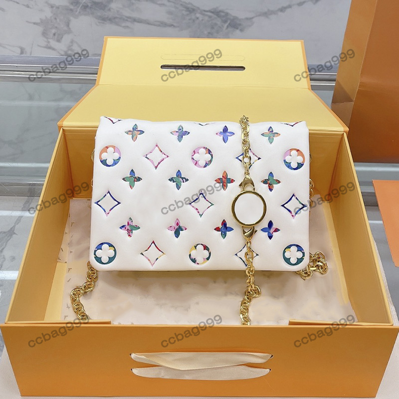 

2023 Pochette Coussin Lambskin Leather Bags Embossed With Floral Theme Designer Clutch Bags Purse Gold Metal Chain Luxurys Handbags Womens Cross Body Totes 20x15CM, Box