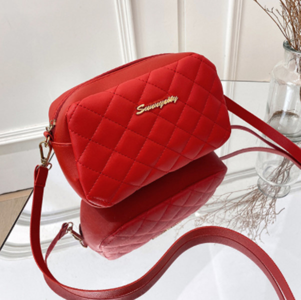 

Luxury Tassel Small Messenger Bag For Women Lingge Embroidery Casual Female Shoulder Bag 2022 Fashion Ladies Crossbody Bags C03