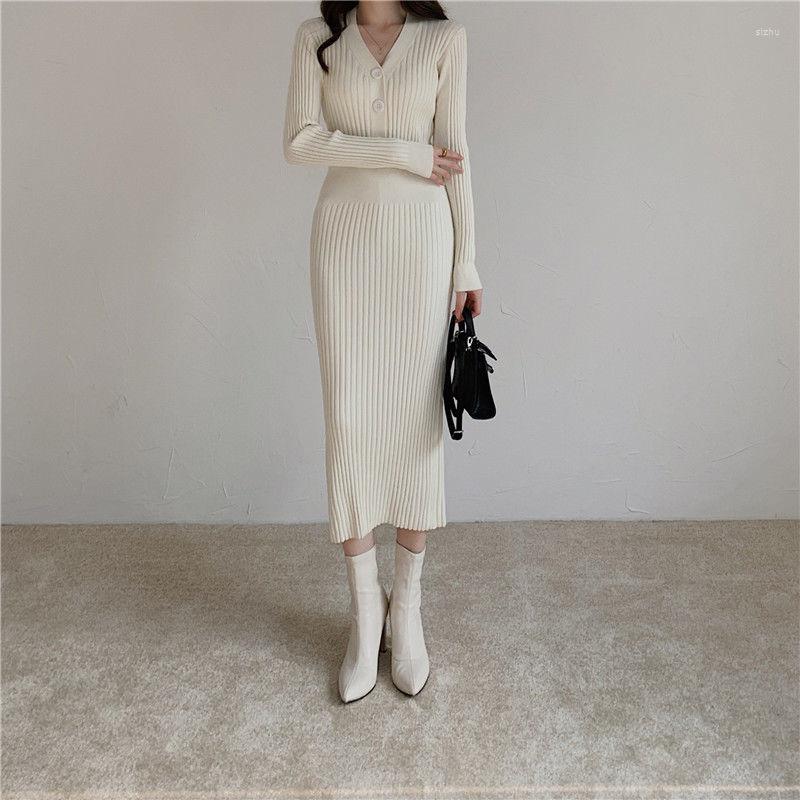

Casual Dresses Woman Knitted Dress Female Stretchy Long Sleeve V-neck Solid Midi Length Ladies Bodycon Sweater G66, Black