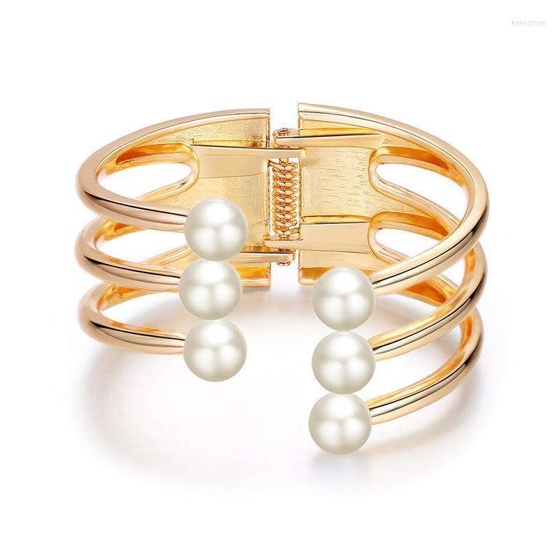 

Bangle Fashion Versatile Pearl Bracelet Ladies Gold Cuff Irregular Jewelry Gift WholesaleBangle Kent22