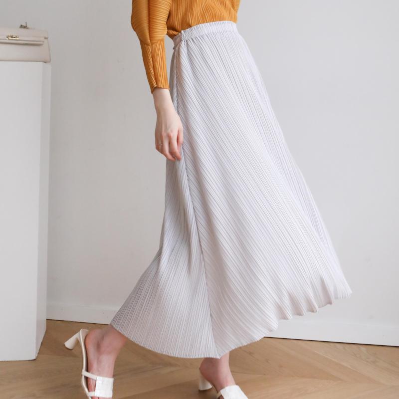 

Skirts Fund Comes On The Market Summer Ins Style Miyake Pleated Life Versatile Leisure Large Size Slimming Age Medium Lo, Black
